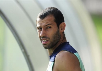 Mascherano : "Ronaldo est extraordinaire"