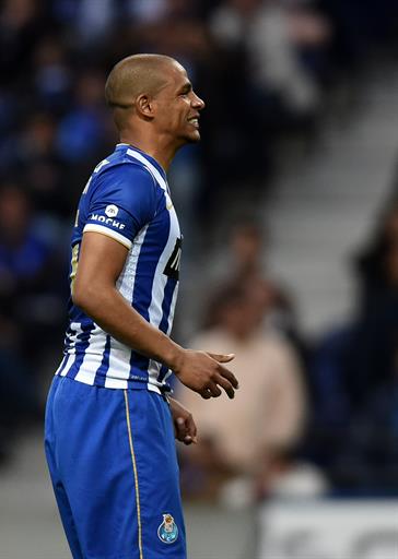 Fernando nouveau joueur de Manchester City 