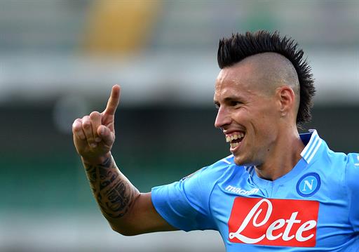 Naples et Hamsik planent